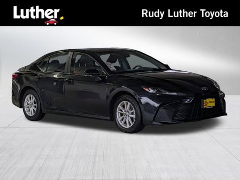 Certified 2025 Toyota Camry LE FWD image 1