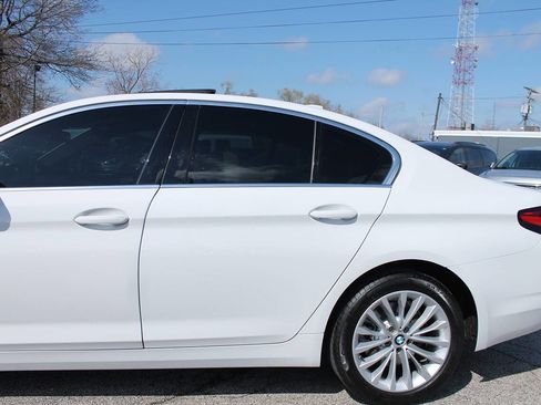 Used 2021 BMW 530i xDrive w/ Convenience Package image 29