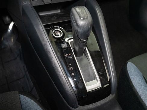 Used 2025 Nissan Versa SV image 17