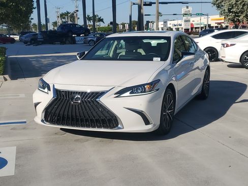 Used 2025 Lexus ES 350 ES 350 w/ Premium Package image 5