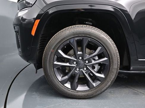 New 2026 Jeep Grand Cherokee Limited AWD/4WD image 17