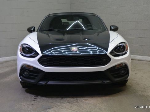 Used 2018 FIAT 124 Spider Abarth w/ Convenience Group image 33