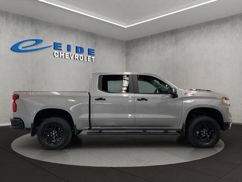 Used 2024 Chevrolet Silverado 1500 LT Trail Boss w/ Convenience Package II AWD/4WD image 15