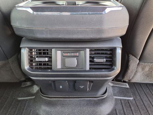 Used 2023 Ford F150 Lariat w/ Equipment Group 502A High AWD/4WD image 18