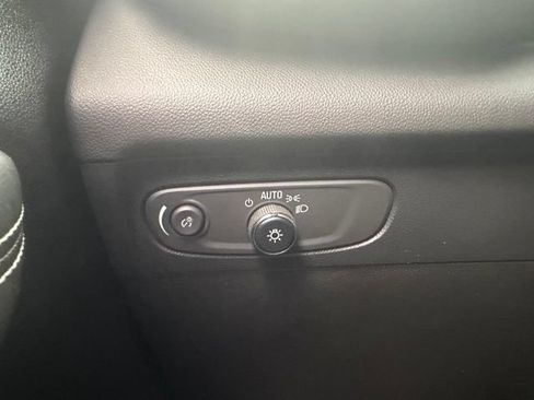 Used 2022 Buick Envision Preferred FWD image 15