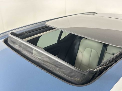 Used 2023 Volvo XC40 B5 Ultimate w/ Protection Package Premier image 20