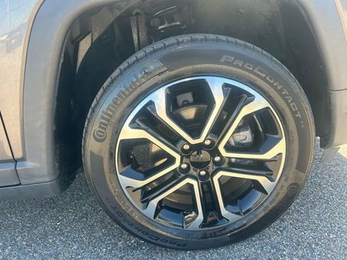 Used 2022 Jeep Compass Limited image 14