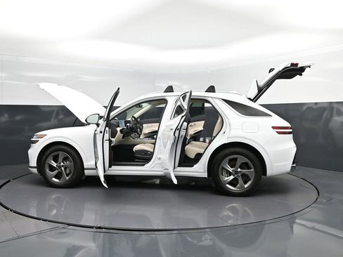 Used 2026 Genesis GV70 2.5T AWD/4WD image 47