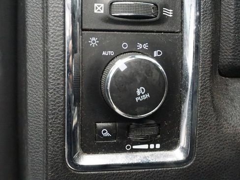 Certified 2017 RAM 1500 Laramie w/ Convenience Group image 28