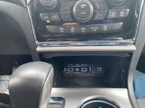 Certified 2020 Jeep Grand Cherokee Altitude AWD/4WD image 26