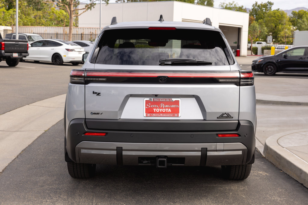 Certified 2023 Toyota RAV4 XLE Premium FWD image 6