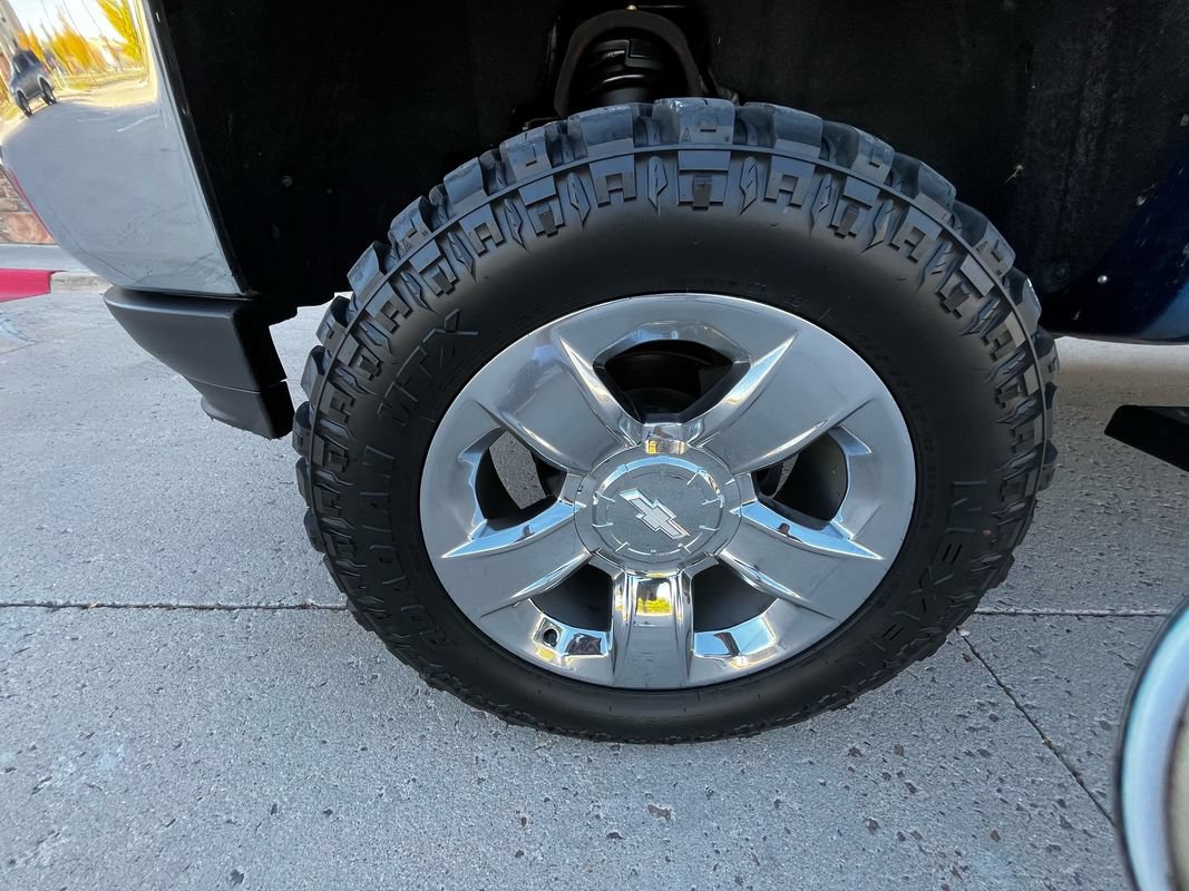 Used 2016 Chevrolet Silverado 1500 LT w/ All Star Edition AWD/4WD image 20