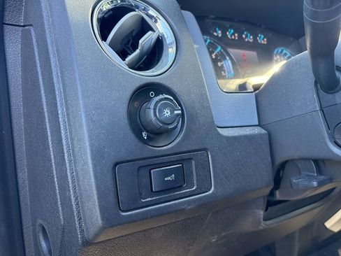 Used 2014 Ford F150 XLT w/ Equipment Group 302A Luxury AWD/4WD image 18