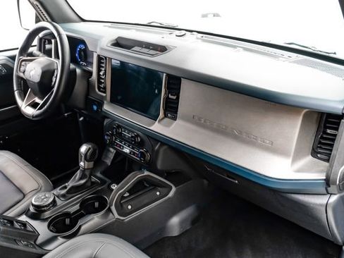 Used 2024 Ford Bronco Outer Banks AWD/4WD image 14