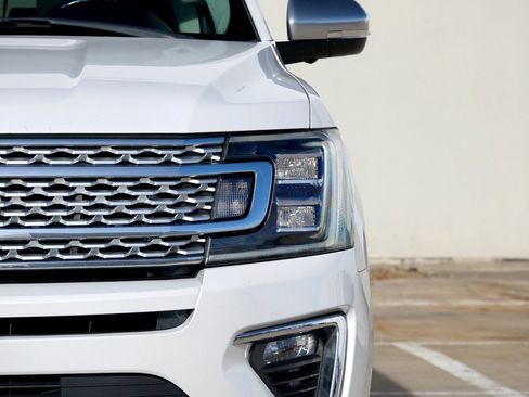 Used 2019 Ford Expedition Max Platinum image 21