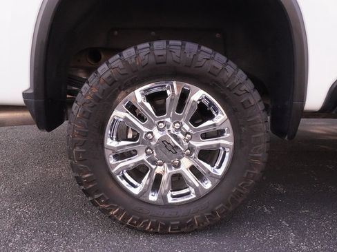 Used 2025 Chevrolet Silverado 2500 LTZ w/ LTZ Convenience Package AWD/4WD image 36