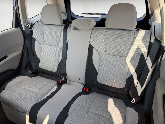 Used 2022 Subaru Forester AWD/4WD image 13