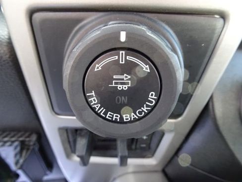 Used 2018 Ford F150 Lariat w/ Equipment Group 502A Luxury image 25