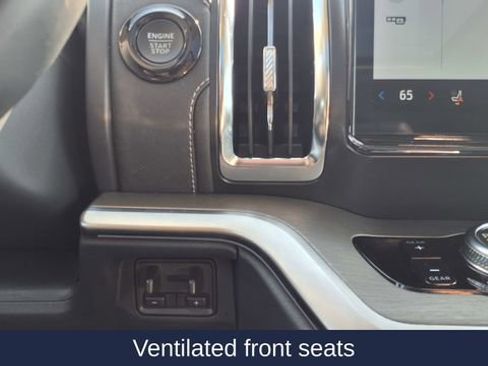 Used 2025 Ford Expedition Max Platinum image 37