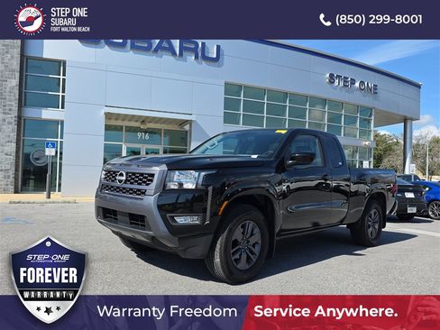 Used 2025 Nissan Frontier SV w/ SV Convenience Package image 1