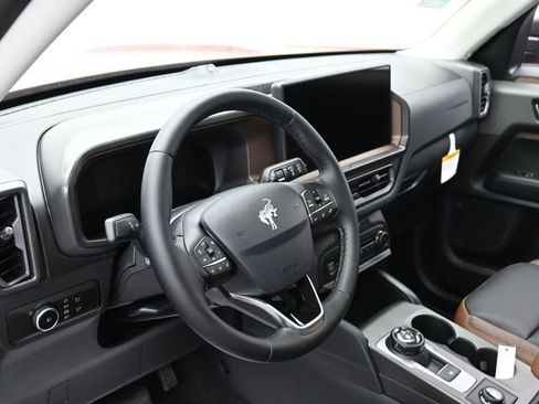 New 2026 Ford Bronco Sport Outer Banks w/ Outer Banks Tech Package+ AWD/4WD image 16