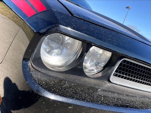 Used 2013 Dodge Challenger R/T image 24