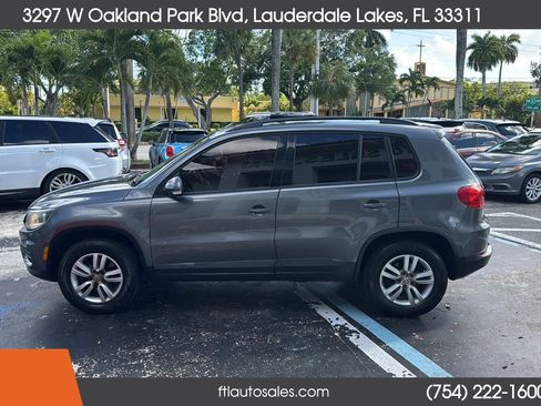 Used 2017 Volkswagen Tiguan S image 7