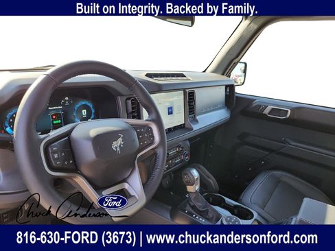 New 2025 Ford Bronco Badlands w/ Sasquatch Package AWD/4WD image 11