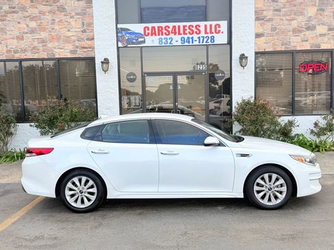 Used 2018 Kia Optima EX FWD image 4