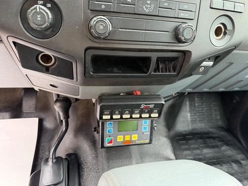 Used 2016 Ford F250 XL w/ Power Equipment Group AWD/4WD image 22