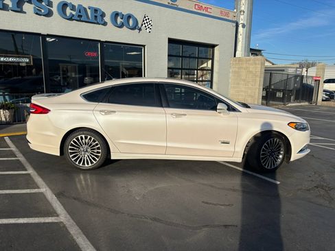 Used 2017 Ford Fusion Energi Titanium image 8