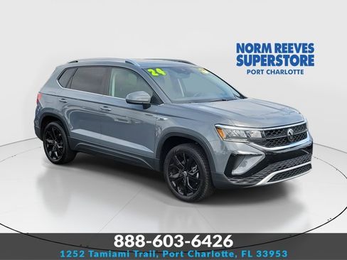 Certified 2024 Volkswagen Taos SE w/ Panoramic Sunroof Package image 1