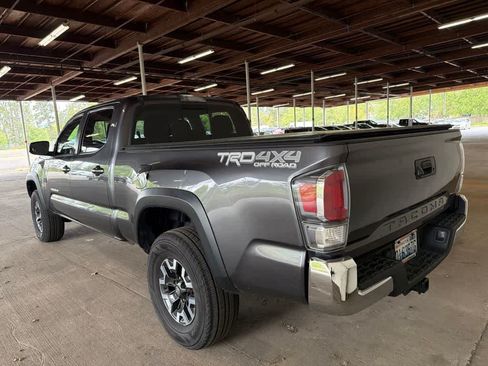 Used 2020 Toyota Tacoma TRD Off-Road AWD/4WD image 4