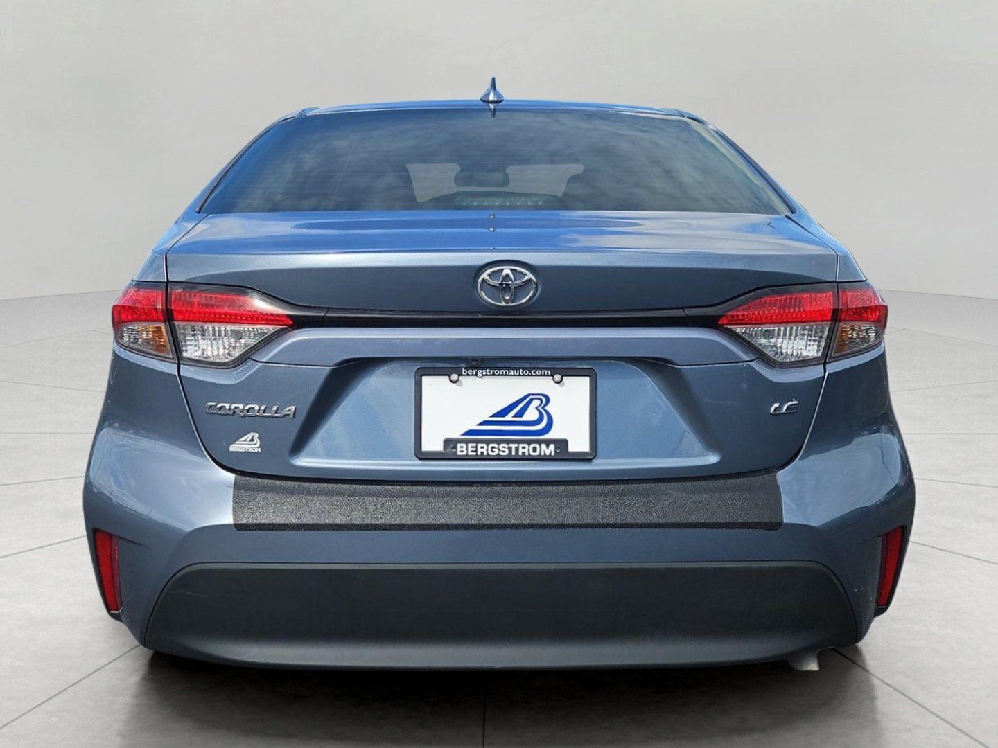 Used 2024 Toyota Corolla LE FWD image 7