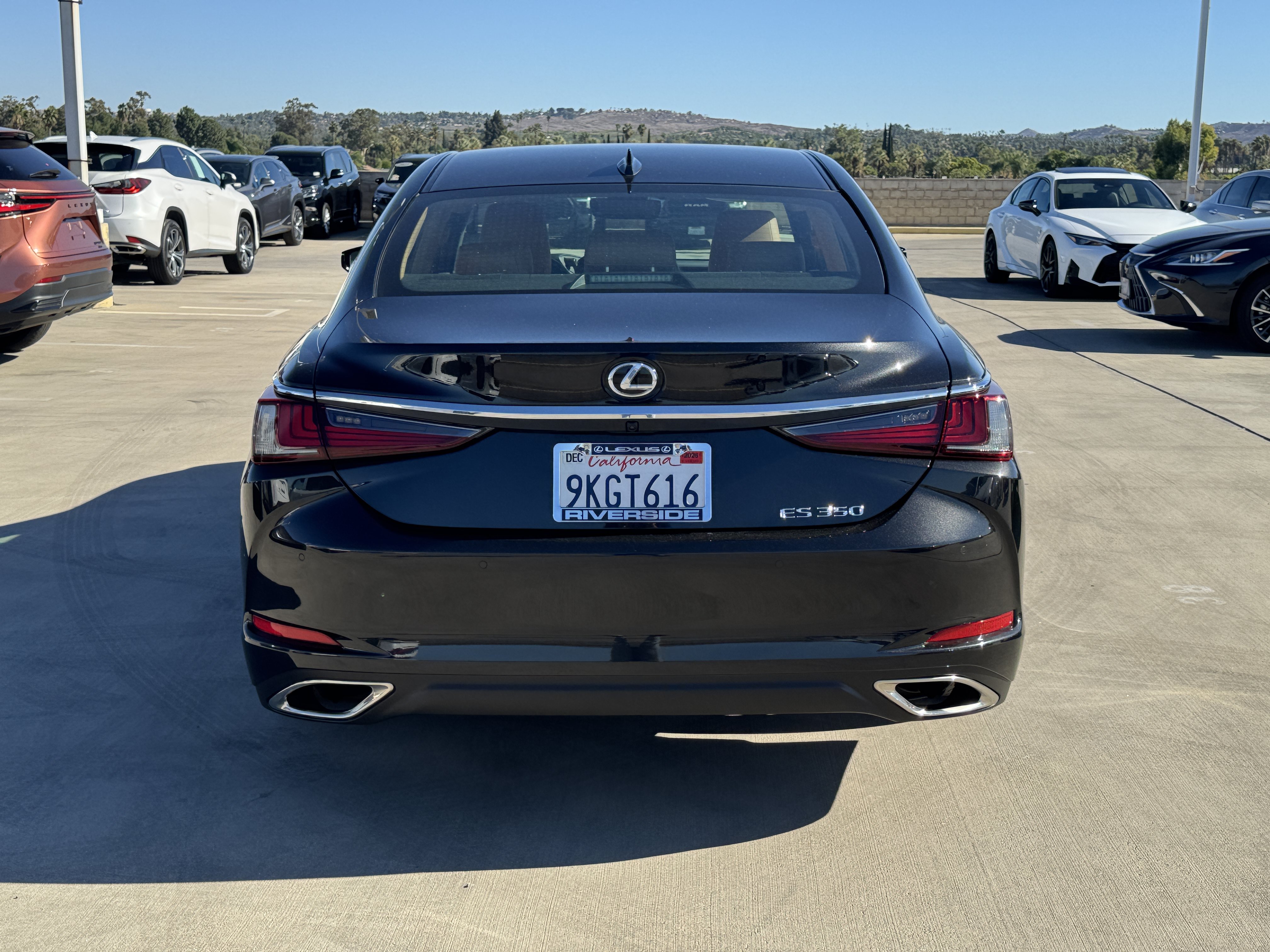 Certified 2024 Lexus ES 350 w/ Premium Package FWD image 9