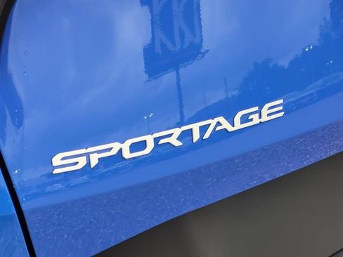 New 2026 Kia Sportage EX w/ EX Panorama Roof Package FWD image 6