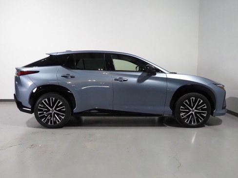 Used 2024 Lexus RZ 300e Premium w/ Technology Package image 5
