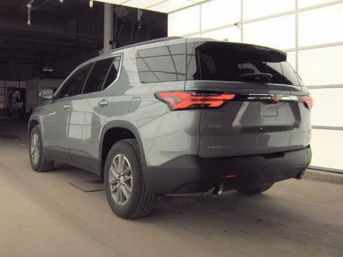 Used 2023 Chevrolet Traverse LT image 4