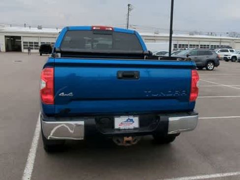 Used 2017 Toyota Tundra SR5 w/ SR5 Upgrade Package image 7