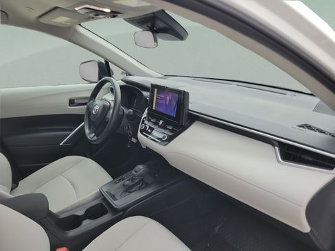 Used 2026 Toyota Corolla Cross L FWD image 27