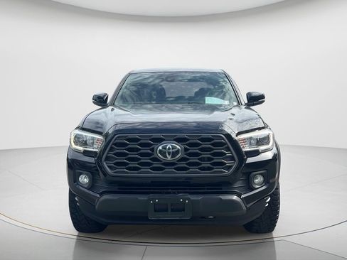 Used 2020 Toyota Tacoma TRD Off-Road w/ Technology Package AWD/4WD image 2