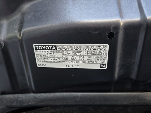 Certified 2023 Toyota 4Runner SR5 Premium image 29