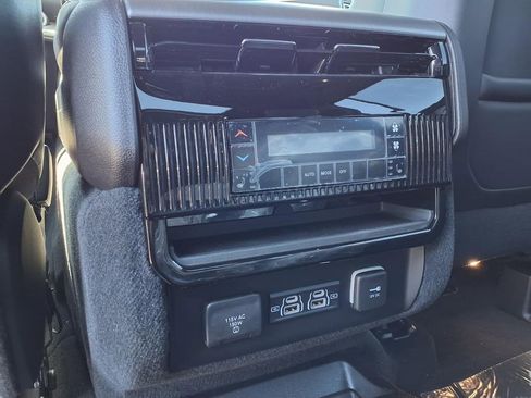 New 2026 Jeep Grand Wagoneer L Limited AWD/4WD image 24