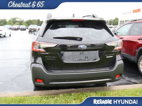 Used 2024 Subaru Outback Onyx Edition AWD/4WD image 17