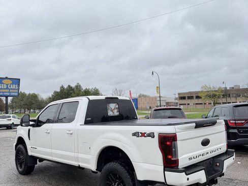 Used 2019 Ford F250 Lariat image 7