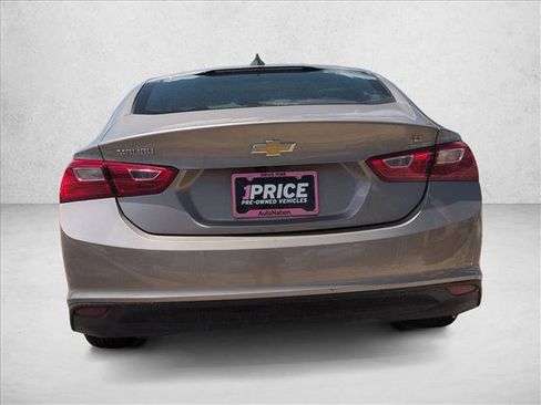 Used 2023 Chevrolet Malibu LT FWD image 7