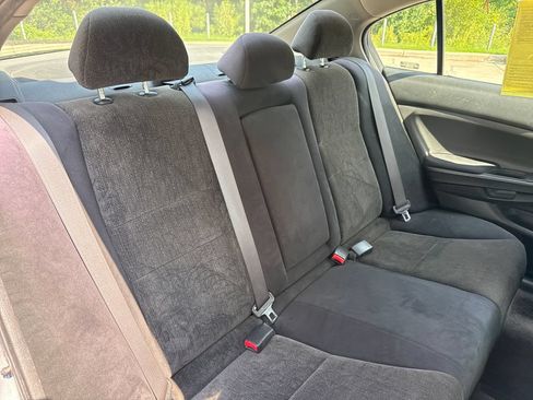 Used 2009 Honda Accord LX-P image 33