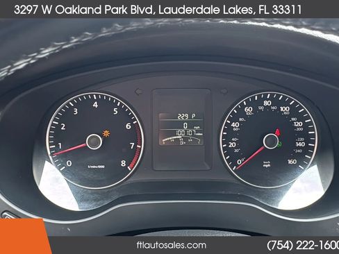 Used 2014 Volkswagen Jetta SEL FWD image 42