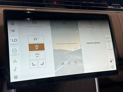 New 2026 Land Rover Range Rover SE image 32