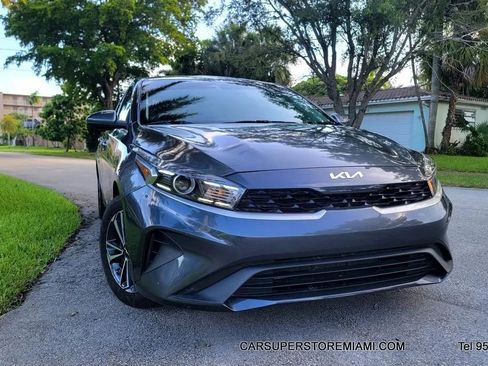 Used 2024 Kia Forte LXS image 15